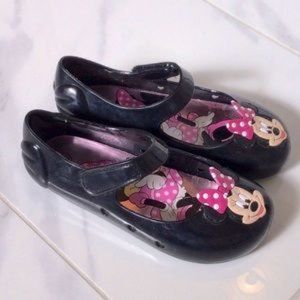 Disney Minnie Mouse Velcro Black Jelly Shoe Girl’s Size 11/12